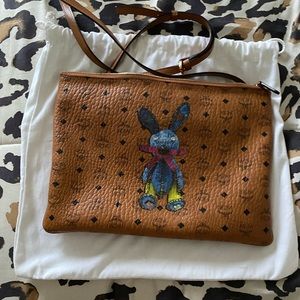 MCM Crossbody Bag🧸